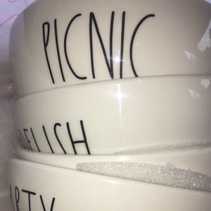 Melamine bowls reserved